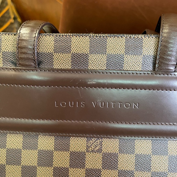 Authentic DE Louis Vuitton - Picture 2 of 16